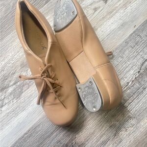 Womens Capeizo Tan Tap shoes